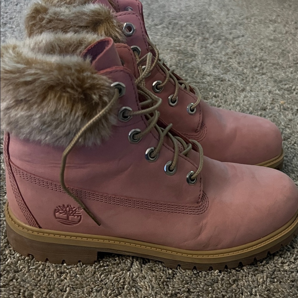 Timberland Women's Pink Winter Boots with Fur Trim